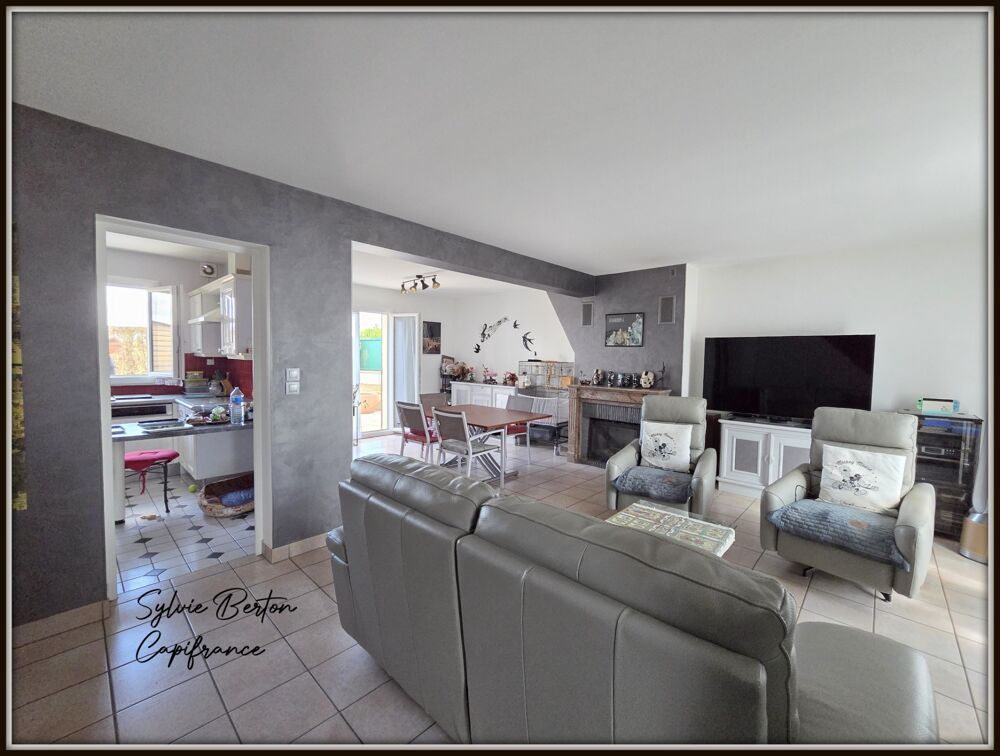 MESSY  BELLE MAISON FAMILIALE DE 104 M²  6 PIÈCES  4 CHAMBRES  GARAGE - JARDIN AVEC VUE SUR LES CHAMPS