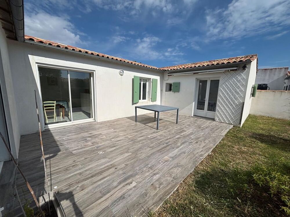 Vente Maison Lumineuse villa de plain-pied Ste Marie De Re 4 pièces 101m2 Sainte marie de re