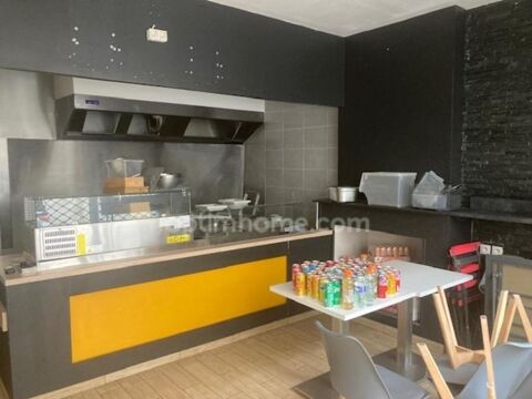   EMPLACEMENT N°1 : LOCAL COMMERCIAL OU BUREAUX DE 30 M² (AVEC CAVE) ROCHEFORT 