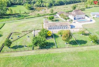  Propriété/château à vendre 8 pièces 199 m²