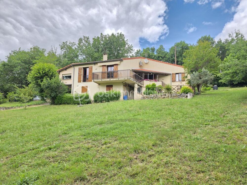 MAISON STE COLOMBE EN BRUILHOIS- GARAGE- JARDIN 3850 m²