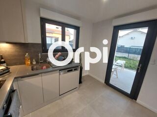 Maison à louer 4 pièces 97 m²