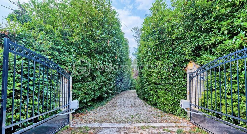 à vendre  Propriété/château Meaux (77100)