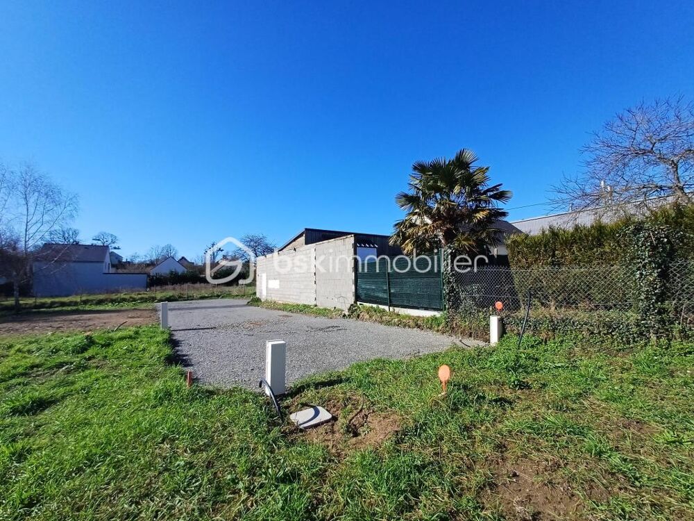 Vente Terrain TERRAIN ± 600 m² VIABILISÉ ET LIBRE DE CONSTRUCTEUR AU VAL-SAINT-PÈRE Le val saint pere