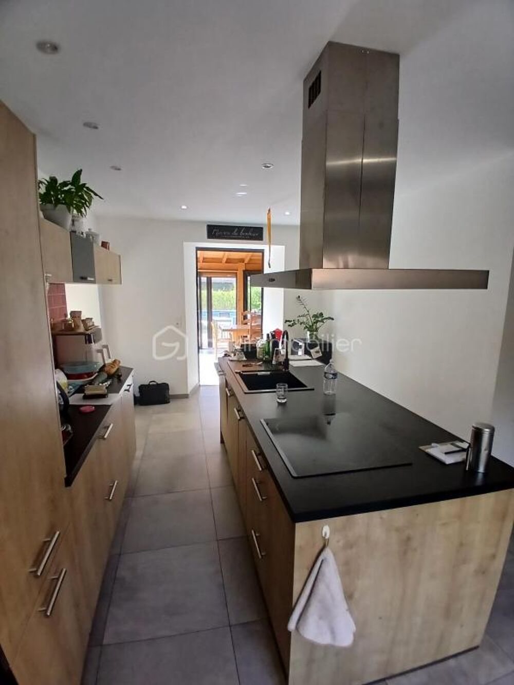 Vente Maison ICI LE BIEN ETRE SE VIT AU QUOTIDIEN!  VOTRE MAISON AVEC 4 CHAMBRES, PISCINE, CADRE DE VIE AU CALME Rioz