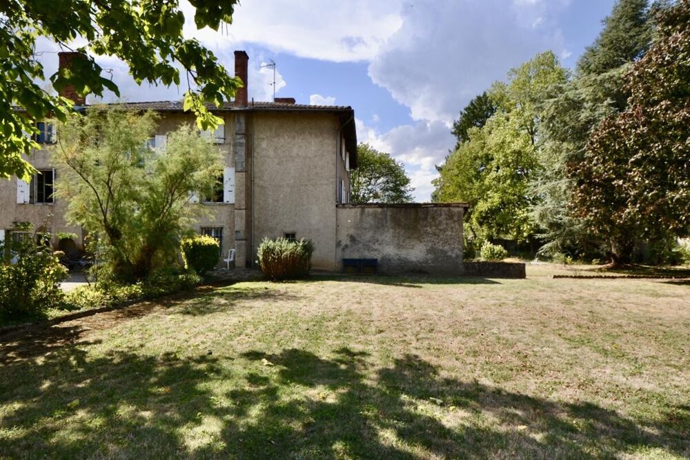 à vendre  Propriété/château Sathonay-Village (69580)