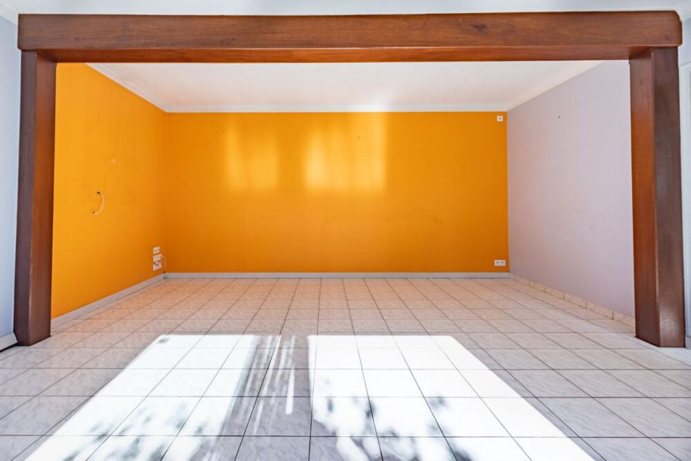 Maison Gétigné Centre 4 P . 3 Chs . 107,48 M² . Garage . T 121 M²