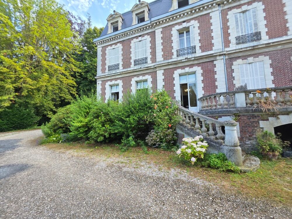Appartement de prestige dans un château du XIXe siècle  152 m²