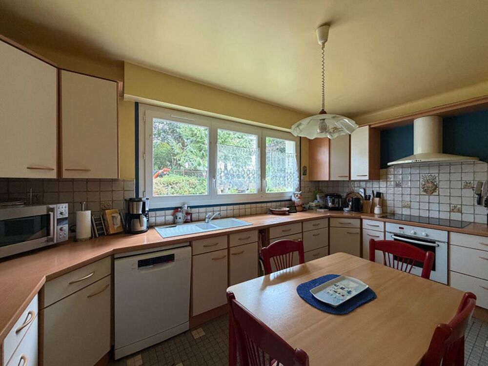 Maison Lillebonne 7 pièce(s) 5 m2