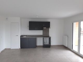  Appartement à louer 3 pièces 70 m²