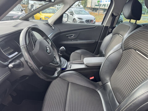 Sc&eacute;nic IV TCe 140 Energy EDC Intens 2018 occasion 42210 Bellegarde-en-Forez