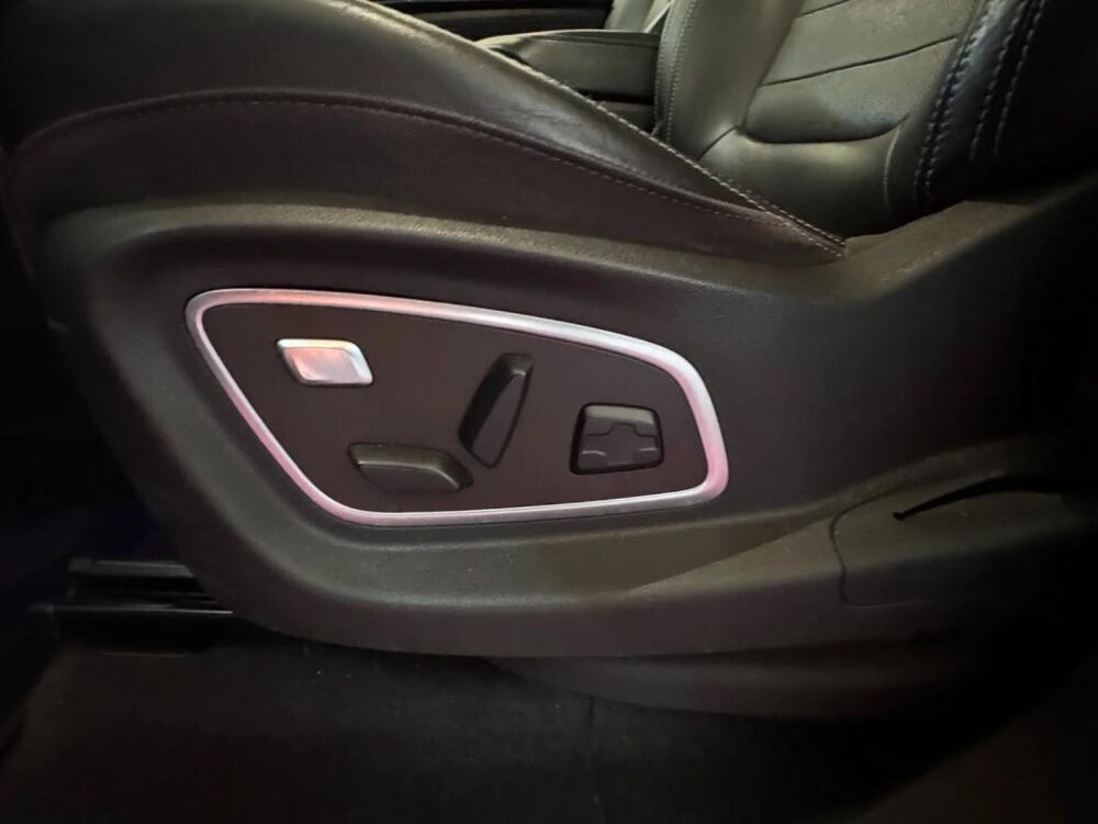 Espace V dCi 160 Energy Twin Turbo Initiale Paris EDC 2016 occasion 56120 Les Forges De Lanouee