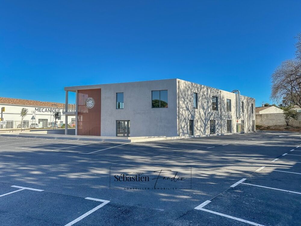   Bureau à louer LA SEYNE SUR MER (83) – 30 M² – FORTE VISIBILITÉ – BUREAUX NEUFS – PMR – STATIONNEMENTS La seyne sur mer