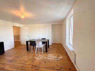 Vente Appartement EXCLUSIVITÉ – APPARTEMENT T3 DE 90,4 M² AVEC JARDIN, ATELIER ET COMBLES AMÉNAGEABLES – FORT POTENTIEL DE VALORISATION à SERCOEUR Sercoeur