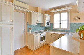  Propriété/château à vendre 7 pièces 160 m²