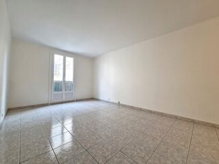  Appartement à louer 1 pièce 32 m²