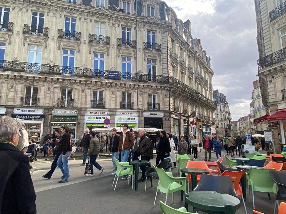   44000 NANTES - BAIL A CEDER SAINT PIERRE 20 M²  - GRAND LINEAIRE VITRINE Nantes