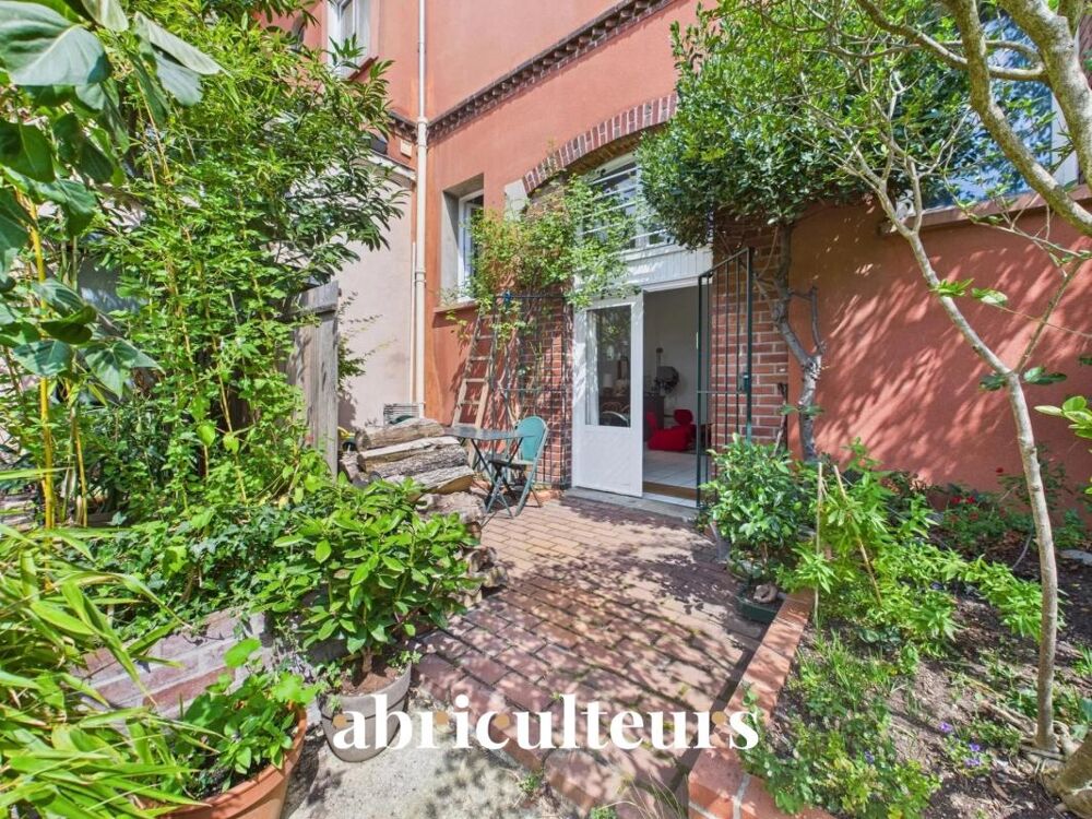 Duplex de caractère avec extérieur et beaux volumes en vente en vente à Les Lilas (93260)