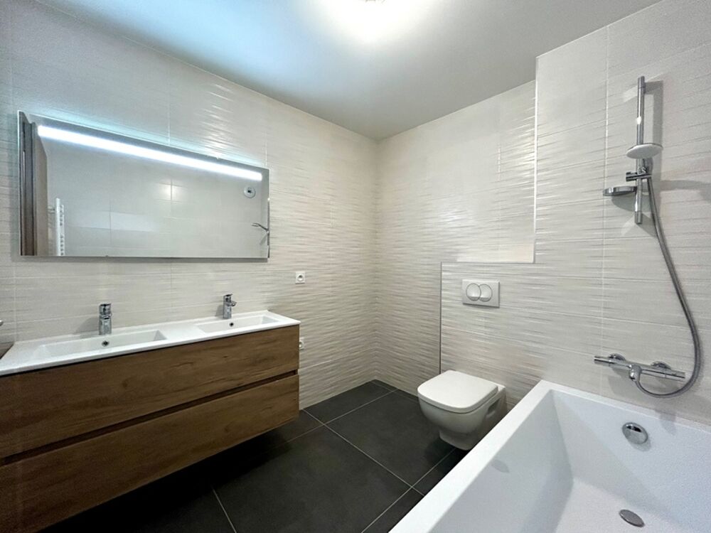 Appartement à vendre 5 pièces BONS EN CHABLAIS (74)