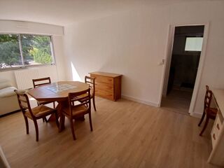  Appartement à louer 2 pièces 50 m²