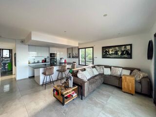  Appartement � vendre 4 pi�ces 71 m�