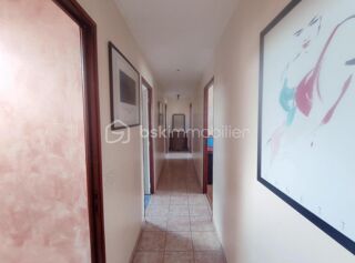  Maison  vendre 8 pices 175 m