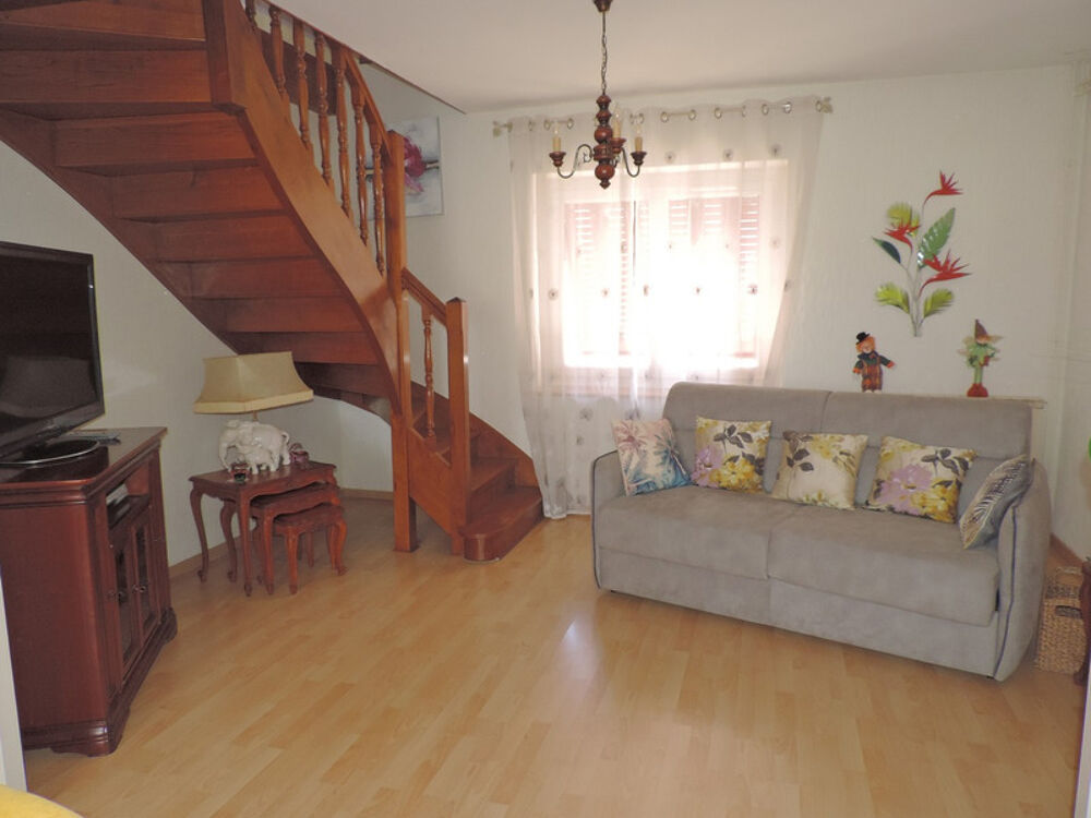 Dpt Ain (01), à vendre BOURG EN BRESSE, quartier Grand Challes, maison de 148 m² sur 2 niveaux (possibilité 2 logements indépend