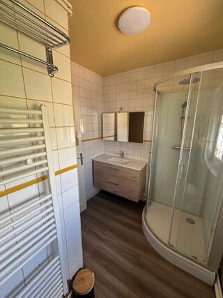  Appartement à louer 2 pièces 50 m²