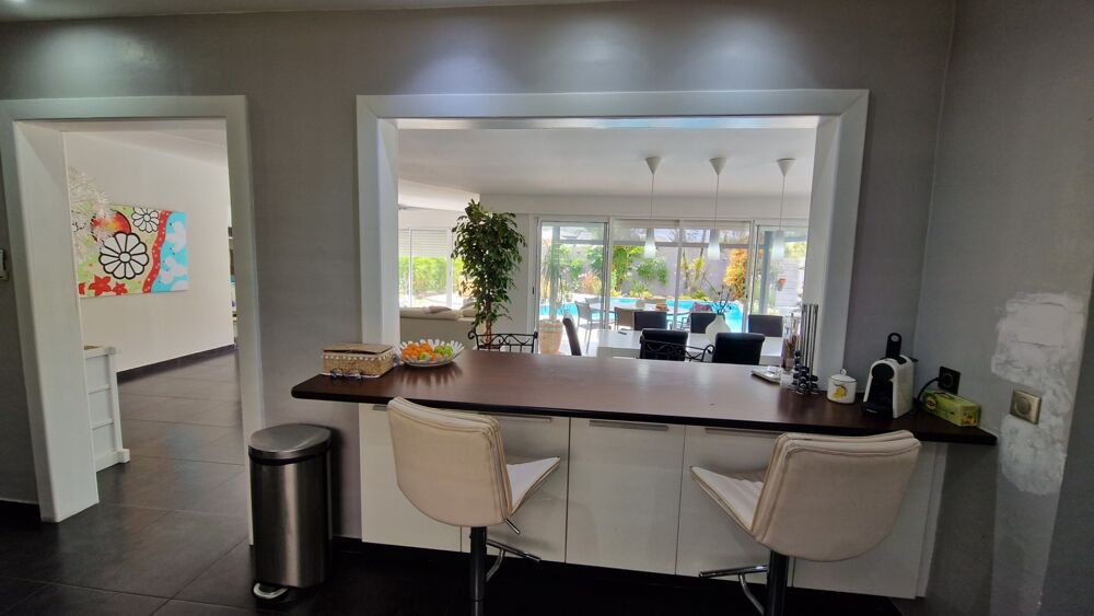à vendre  Villa Baie-Mahault (97122)