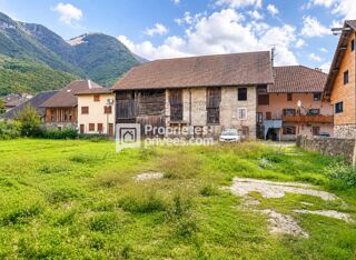  Remise / Grange à vendre 7 pièces 600 m²