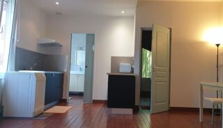  Appartement à louer 1 pièce 33 m²