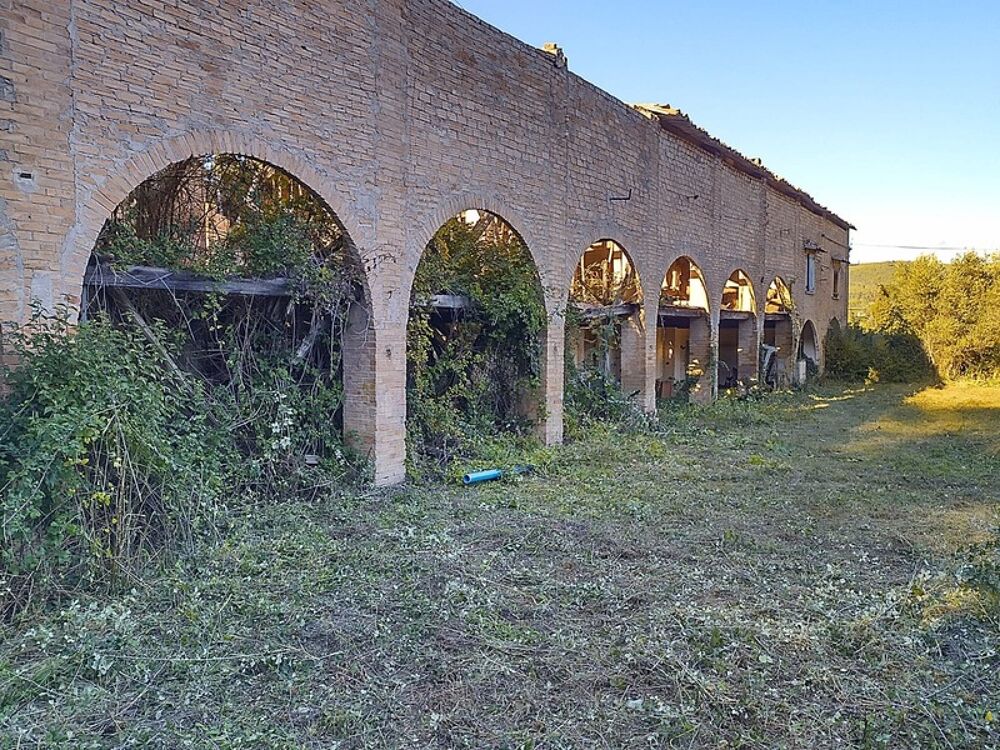 Propriete à vendre 0 pièces VAISON LA ROMAINE (84)