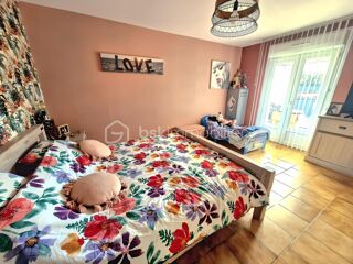  Maison  vendre 6 pices 195 m