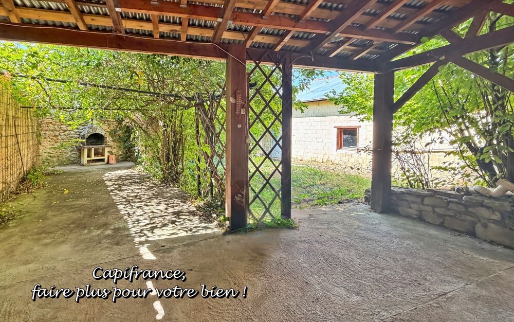 Proche LA CLAYETTE (71) Ensemble immobilier 316 m² habitables  Maison + appartement indépendant + terrain de 852 m²