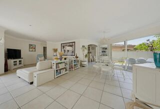  Maison � vendre 10 pi�ces 180 m�