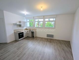 Location Appartement Appartement résidence senior à louer et libre de suite Fougeres