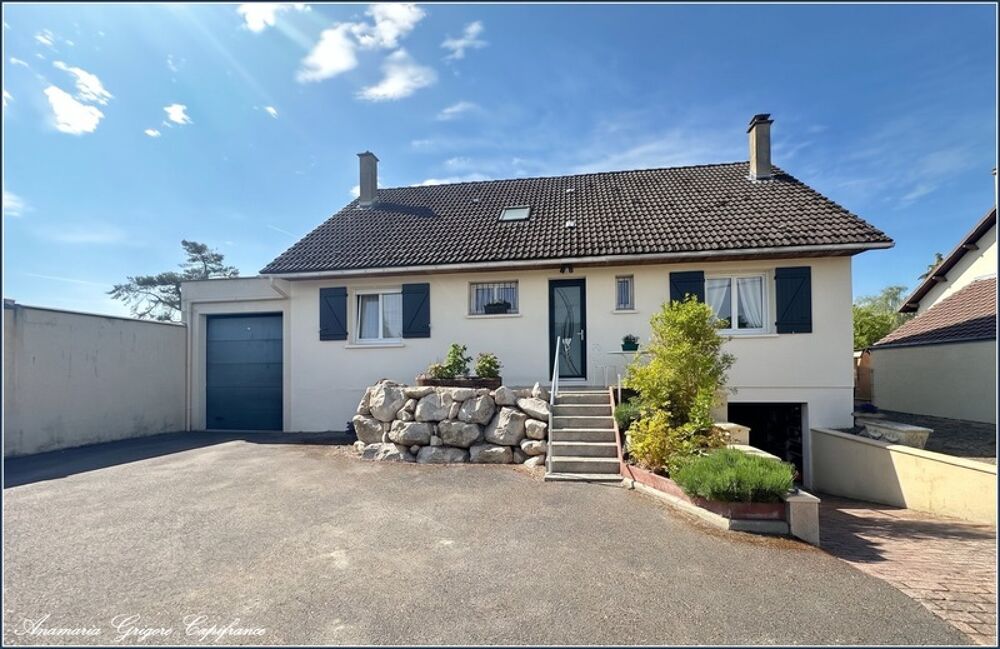 Vente Maison Courville-sur-Eure, belle maison de 193 m², 4 chambres, véranda, garages - 1926 m² de terrain Courville sur eure
