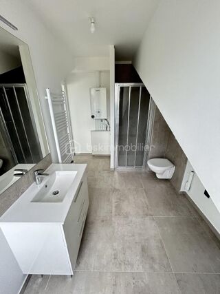  Appartement à louer 1 pièce 28 m²