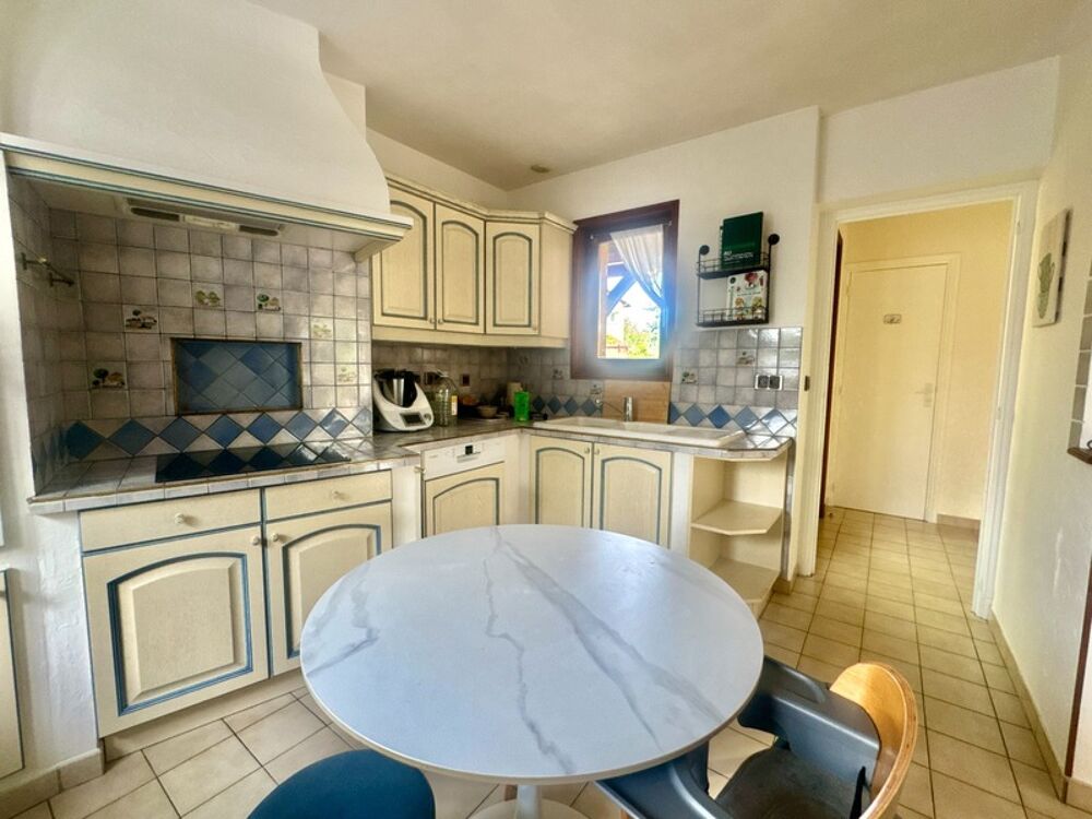 Vente Maison LE COTEAU - MAISON 100 m2 sur 411 m2 de TERRAIN - 4 CHAMBRES - GARAGE Le coteau
