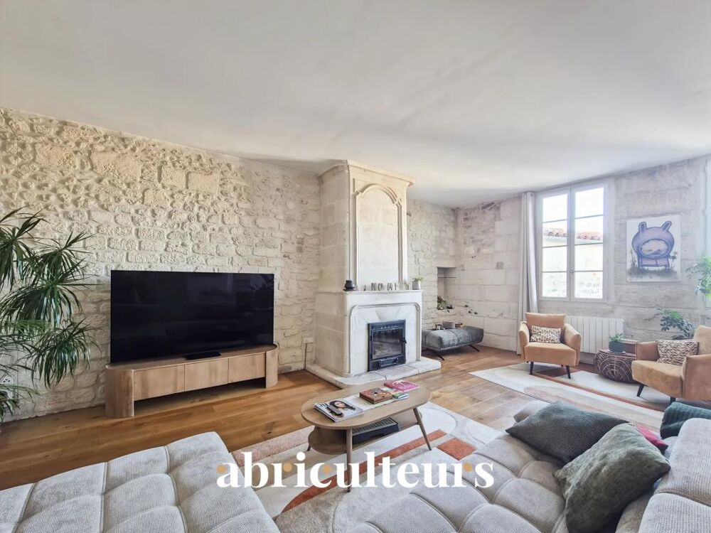 Vente Appartement Superbe duplex dans une petite copropriété de caractère en vente à Saintes (17100) Saintes