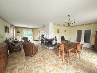  Maison � vendre 8 pi�ces 180 m�