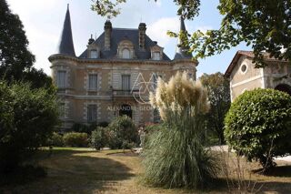  Propri�t�/ch�teau � vendre 15 + pi�ces 1050 m�