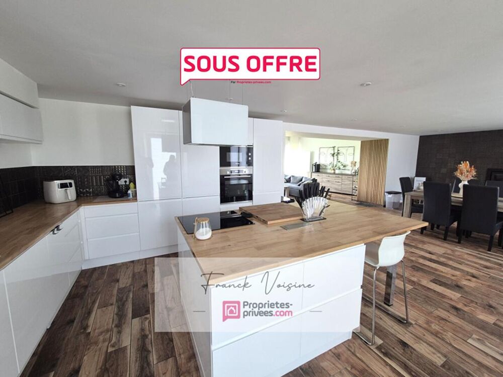 Vente Maison Maison de bourg A VENDRE à Saint Prouant avec 3 chambres sur un terrain de 880 m2 env Saint prouant