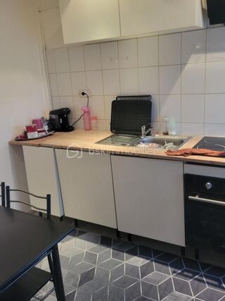  Immeuble � vendre 15 + pi�ces 1140 m�