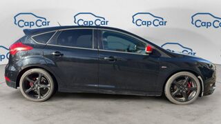 Focus III 1 EcoBoost125 St-Line Black &Eacute;dition 2017 occasion 76230 Isneauville