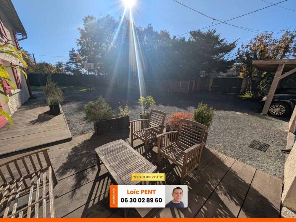 Vente Maison Charmante maison à vendre 9 pièces, 212m², 3 salles d'eau SAINT NICOLAS DES BIEFS (03250) Saint nicolas des biefs
