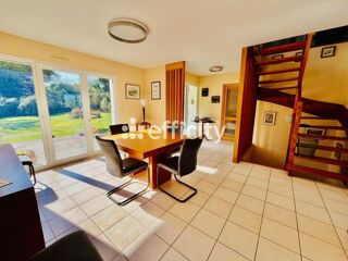 Maison à vendre 6 pièces 215 m²