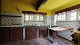  Maison à vendre 10 pièces 243 m²