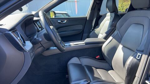 XC60 T6 Recharge 341 Plug in Hybrid AWD Geartronic8 R-Design - En 2022 occasion 63000 Clermont Ferrand
