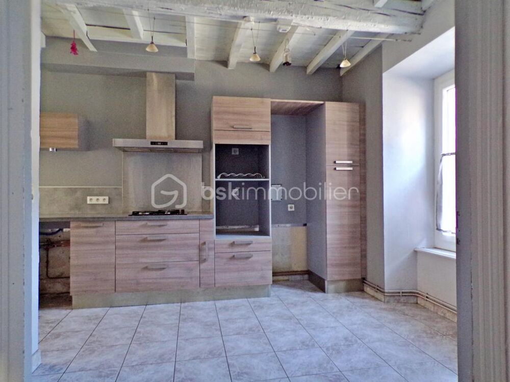 ? Maison en pierre de 116 m² avec jardin & dépendance  Charme, espace et potentiel !